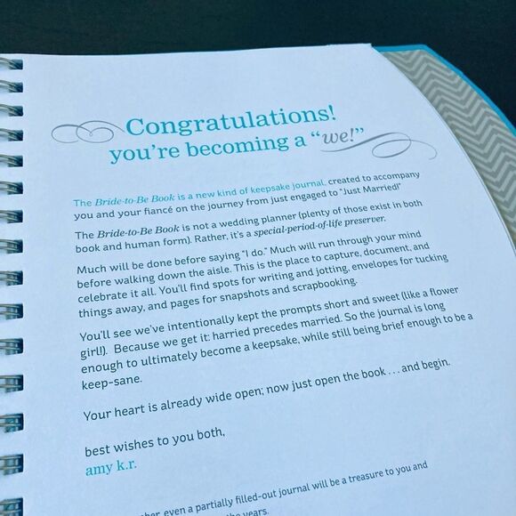 Bride to Be Wedding Planner Memory Book Journal - Picture 4 of 9